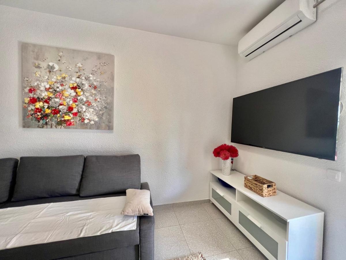 Apartmani Ana 德拉马利 外观 照片
