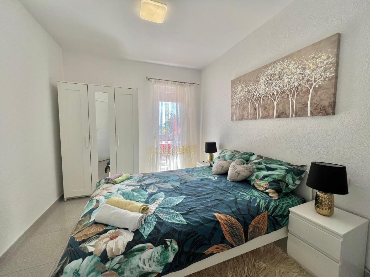 Apartmani Ana 德拉马利 外观 照片